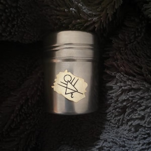 Yellowjackets symbol inspired | Wooden Label