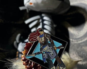 Aloy Horizon Zero Dawn inspired pin badge metal + enamel glow in the dark