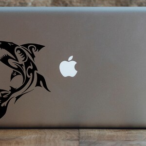Aufkleber Hai | Hai Aufkleber | Hai Tribal Laptop Aufkleber | Macbook Aufkleber | Laptop Aufkleber | Hai | Hai Kunst | Hai Dekor