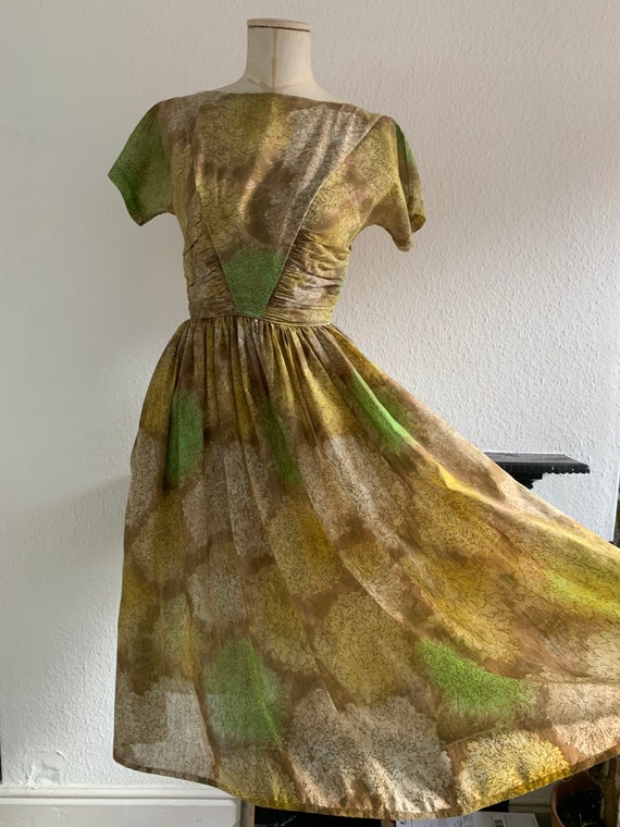 Vintage 1950s 50s floral sundress chrysanthemums d