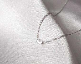 Tiny crescent moon sterling silver choker, silver necklace, silver jewellery, dainty silver necklace, floating charm, moon bead, minimalist