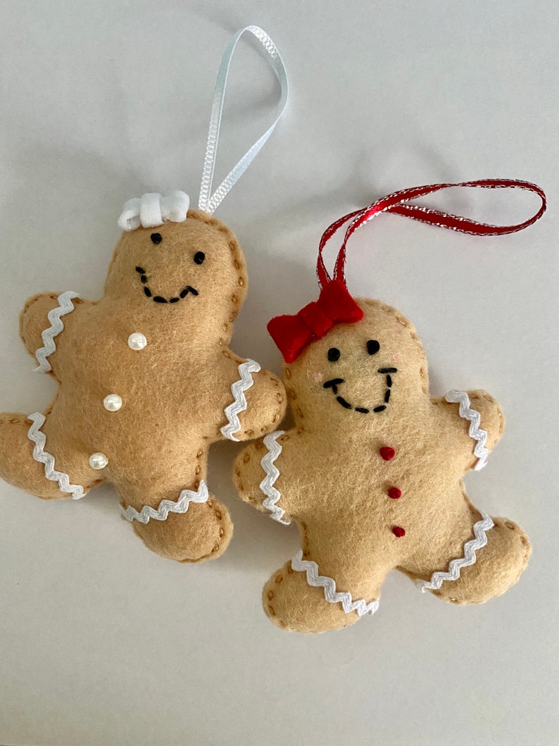Gingerbread girls ornament