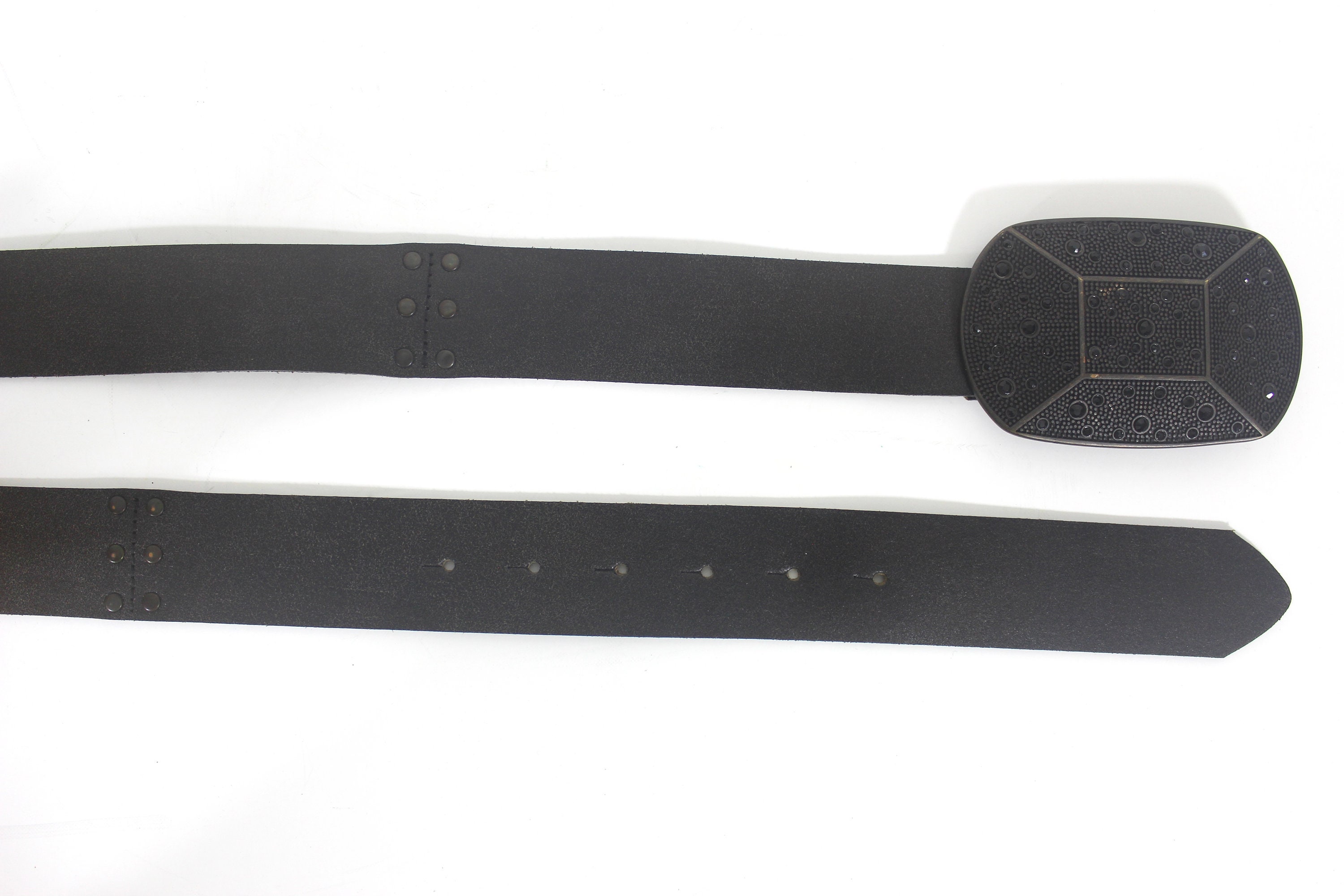 31”-36” Distressed Black Italian Leather Belt With Black 
