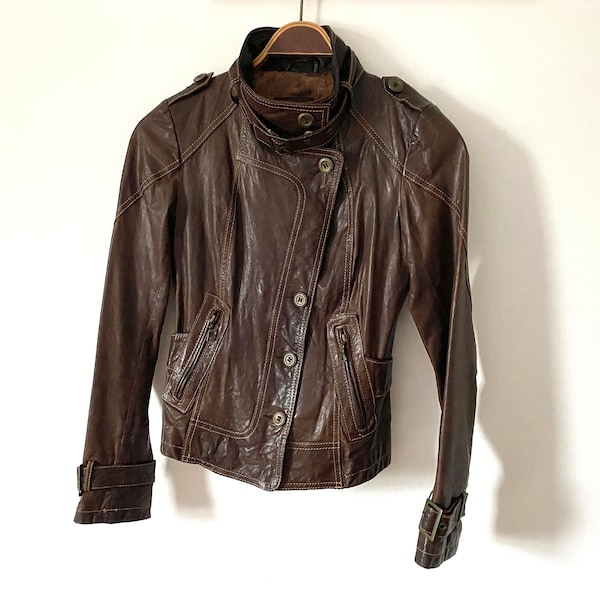 Danier vintage Brown Italian Leather Biker Jacket Winter Fashion Coat, Taille 2XS Détail de surpiqûres, Court, Biker Cognac