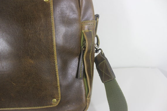 Vintage Matt & Nat Vegan Leather Messenger Bag To… - image 4