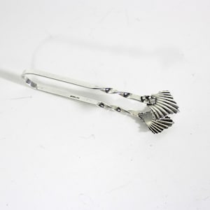Vintage Sterling Silver Shell or Leaf Sugar or Ice Tongs Bar Cart Styling BonBon Hallmark