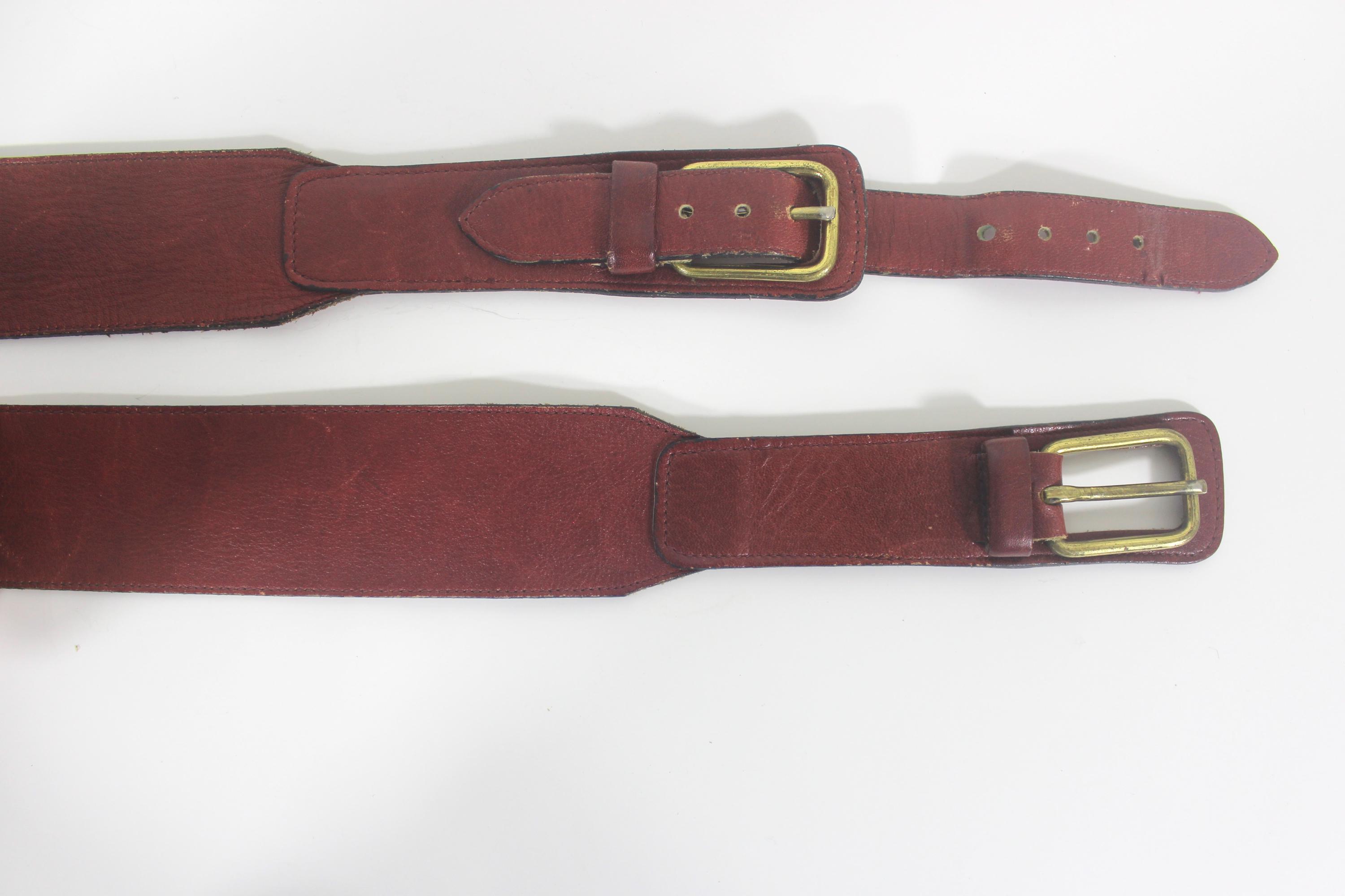 Vintage Wide Red Genuine Leather Adjustable Chunky Brass Buckle Belt Size M/L Vintage Original 80s Red Leather Belt With Chunky Brass  main image 3
