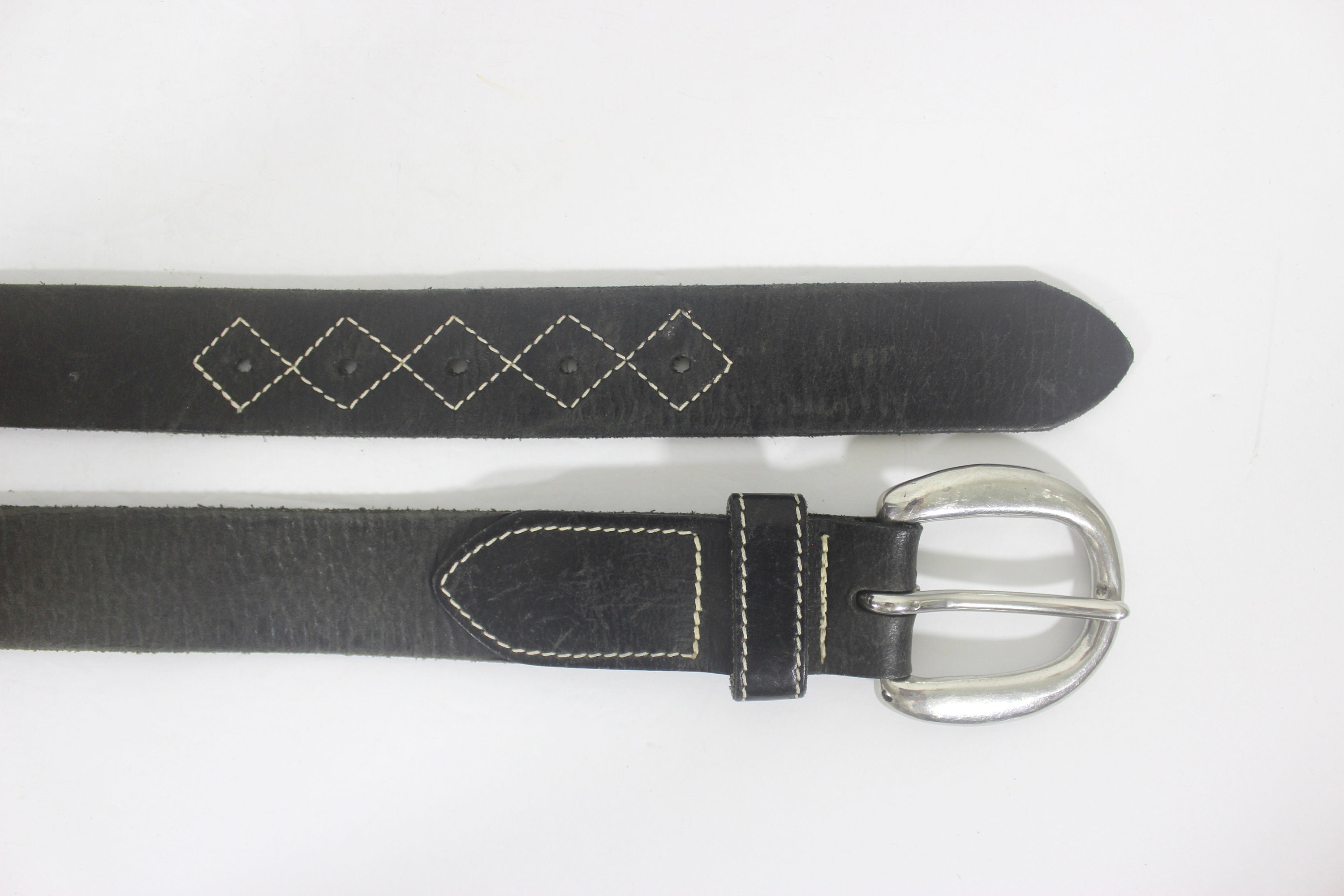 26”-30” Vintage Distressed Thick Black Leather Belt With  display picture 1