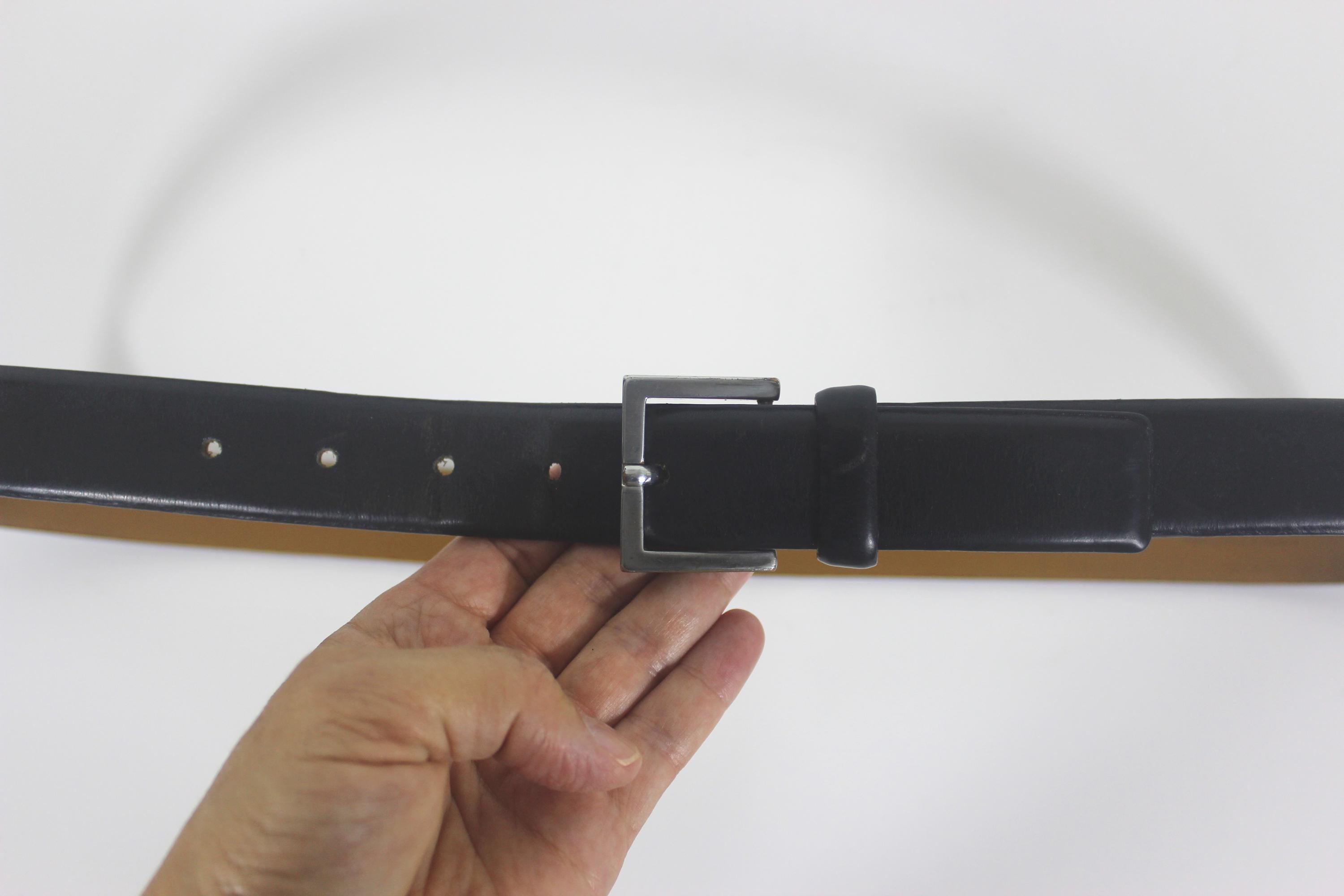 35”-39” BANANA REPUBLIC Vintage Black Italian Leather Belt 