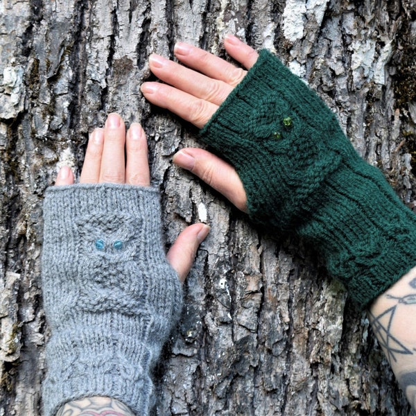 Gauntlets "Owl" handmade Pagan fingerless gloves beads acrylic wool also for vegans