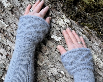 Arm warmers CAITRIONA, Celtic, hand knitted, medieval clothing, highland fashion