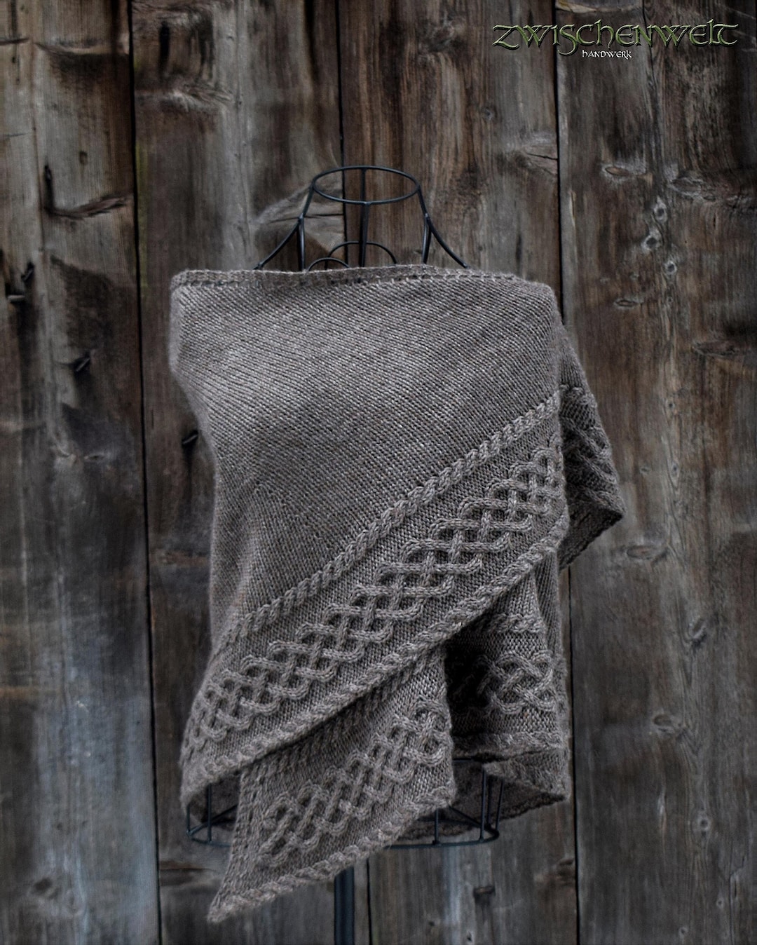 MURIA shawl, Celtic, cape, hand-knitted, Highland fashion, medieval, ⁕ Made to order ⁕