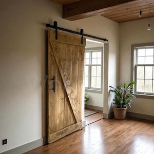 Porta scorrevole in legno per fienile - Realizzata su misura