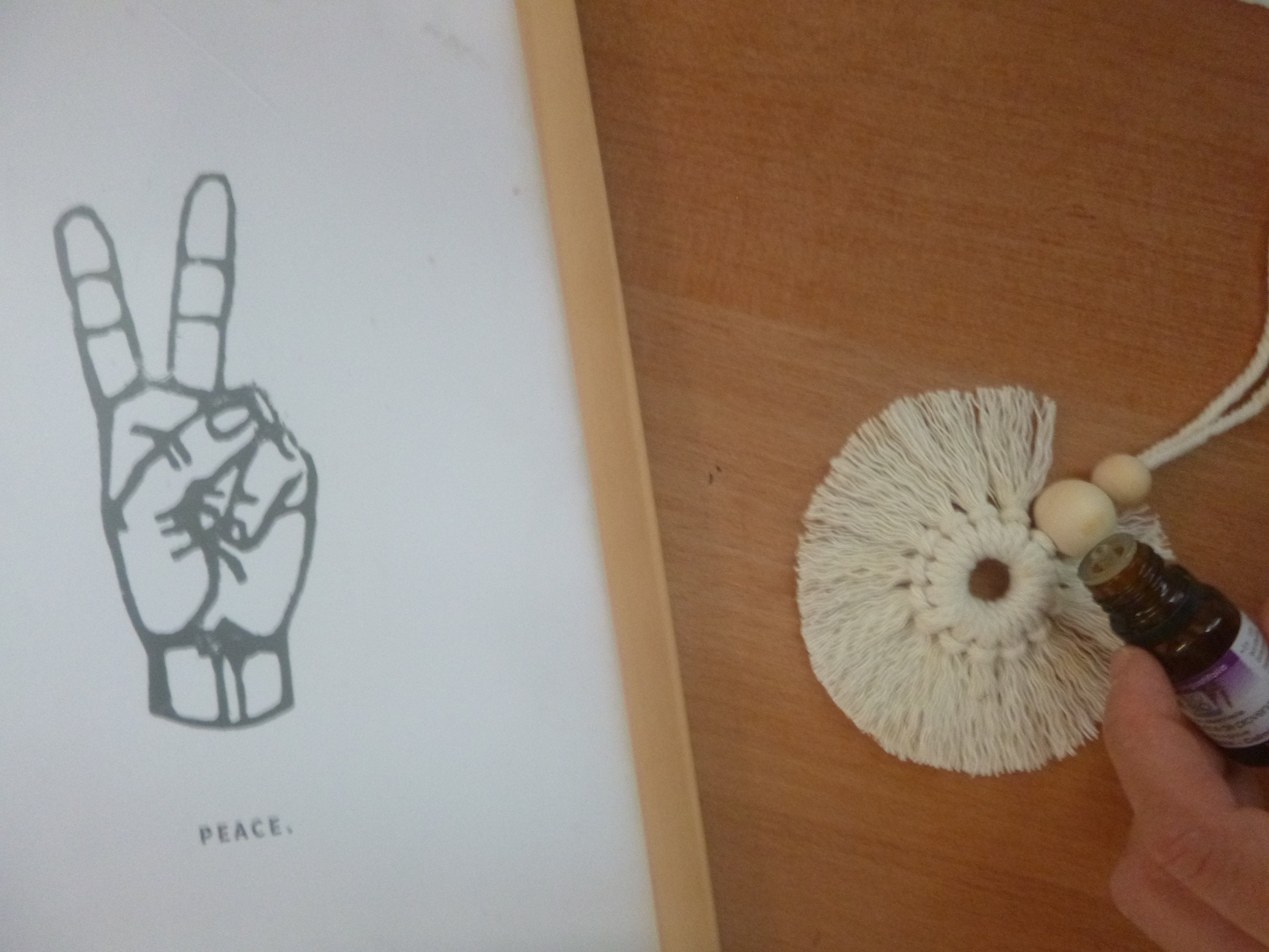 Diffuseur d'huile Essentielle en Bois et Macramé