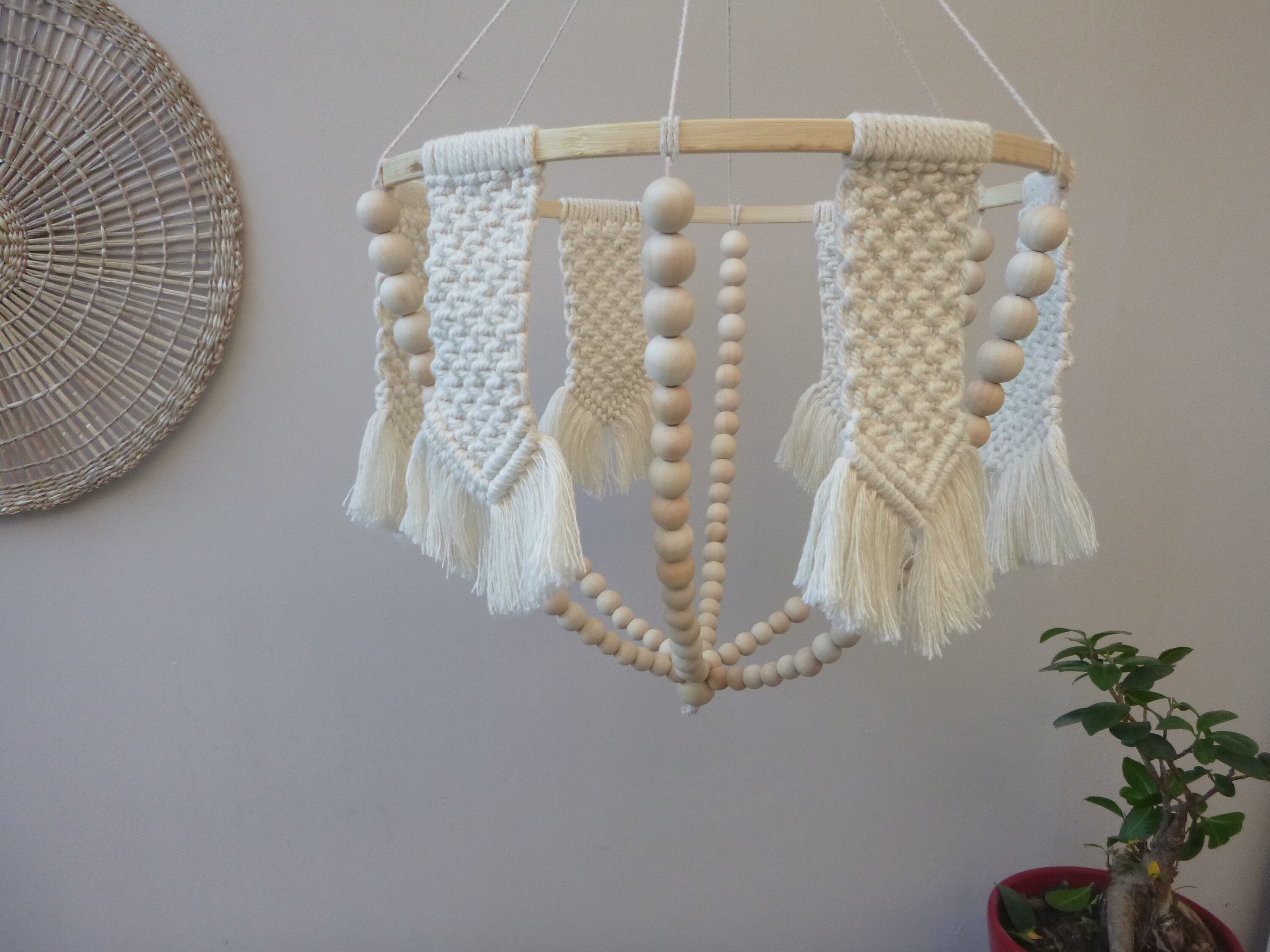 Lustre Macramé/ Mobile Bébé en Macramé/Déco Boho Pépinière