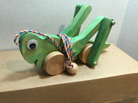 grasshopper pull toy
