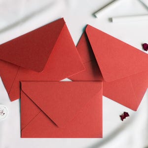 Busta Rosso Papavero fatta a mano per partecipazioni matrimonio, inviti Battesimo, rettangolare o quadrata Natale