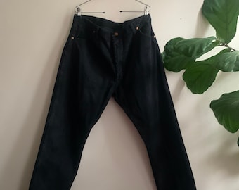 Vintage 1990s Wranglers (40 x 30)