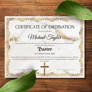 Bewerkbaar certificaat van aanstelling kerkpastor, afdrukbaar kerkelijk certificaat van waardering, kerkelijk certificaat van bediening 009