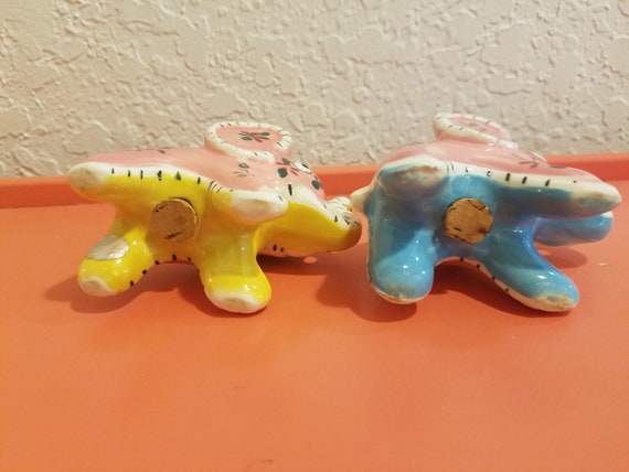 Dino Sinclair Gasoline Salt /& Pepper Shaker Set