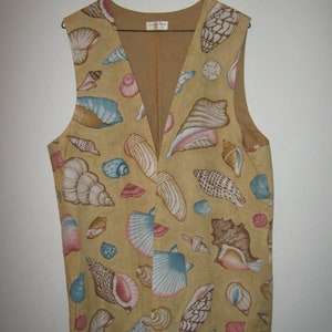 Women's vests, size 12-14