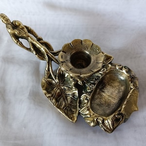Vintage Brass Candle Holder, Antique Candlestick with a Handle, Floral&Leaf Chamberstick, Art Nouveau Taper Candle Holder