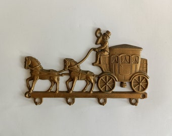 Vintage Brass Key Holder, Metal Key Rack Carriage and two Horses, Towel Holder with 4 Hooks, Wall Decoration, Old House Decor