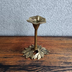 Vintage Brass Candle Holder, Antique Candlestick, Floral&Leaf Chamberstick, Art Nouveau Taper Candle Holder, Brass Flower Candleholder, 60s
