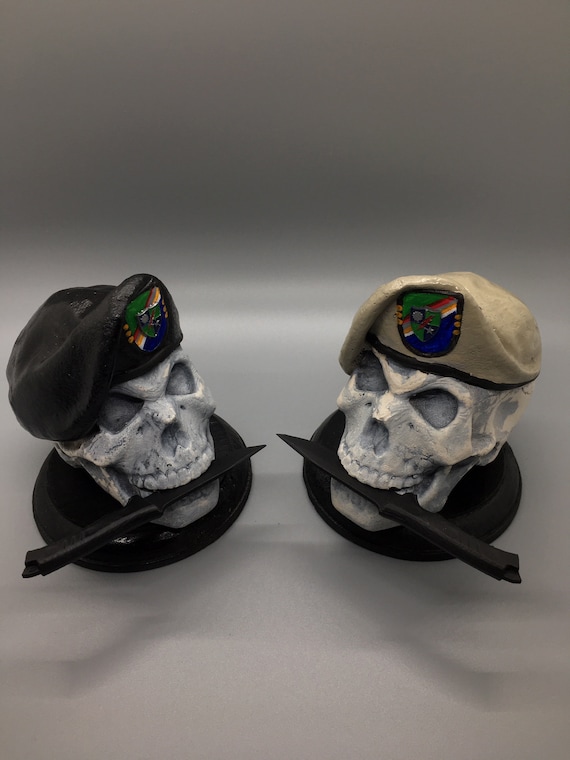 流行り の ブランド  BADAZZ SKULLZ, Mini Skull, Tan Beret, Ranger, Tacp, JTAC ミュージシャン