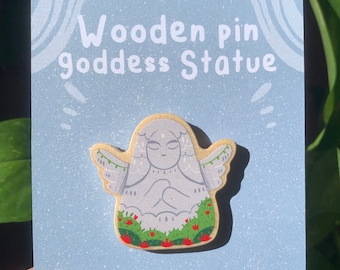 Pin de Madera Zelda Estatua | Zelda Goddess Statue Natural Wooden Pin Badge | ECO Friendly Pine Wood