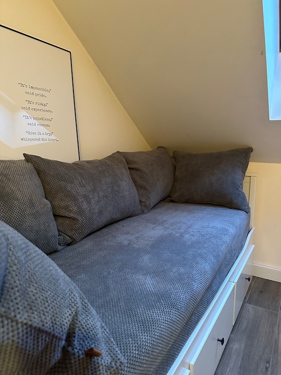 Ikea 2024 daybed sofa