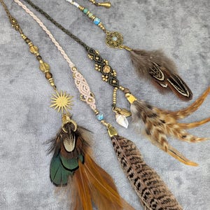 Macrame boho feather jewelry • Calcutta • Hair clip with feathers in hippie look as a gift idea