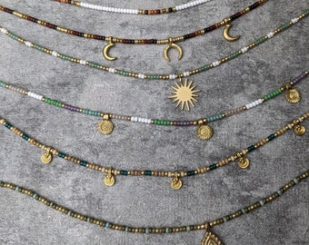 Personalisierte bunte Perlenkette • Hué • feine Halskette mit Glasperlen als Geschenkidee für Damen