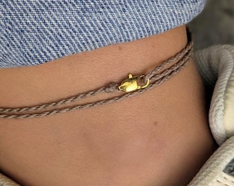 minimalistisches Fusskettchen personalisiert mit Edelstahl Karabiner • Hook • surfer hippie Fussschmuck als Geschenk Freundin