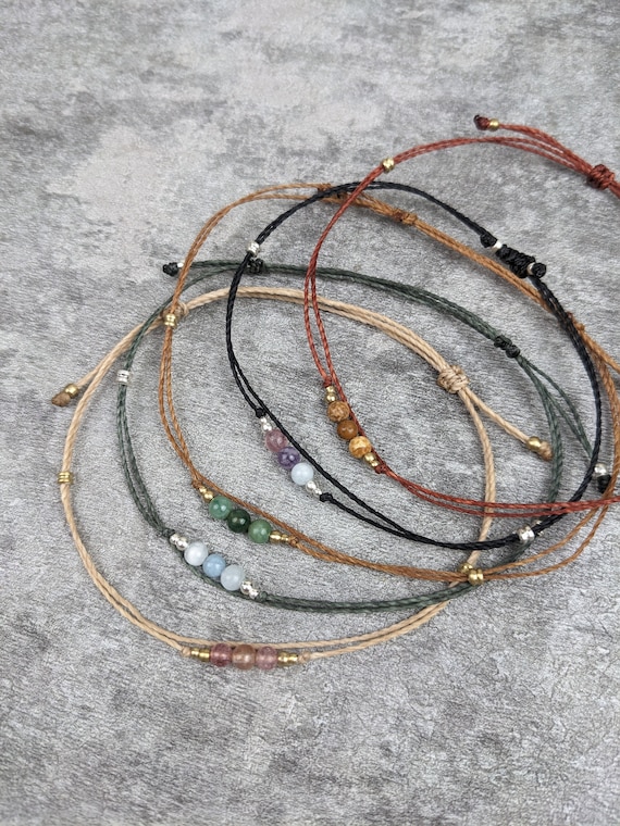 minimalistisches Fusskettchen mit Geburtsstein im boho style • Stone • personalisierter Edelstein hippie Fussschmuck als Geschenk Freundin