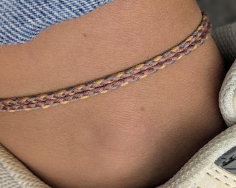 cavigliera minimalista personalizzata in stile boho • Fantastica • Gioiello per piede da surfista hippie in cotone come regalo per la fidanzata