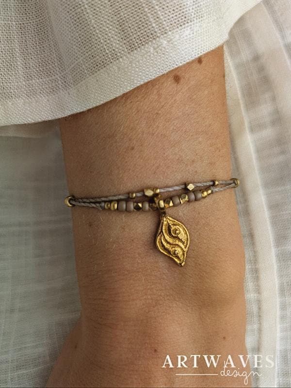 Personalisiertes Mond Armband boho chic • Sun • minimalistisches Armband mit Anhänger und Glasperlen als Geschenk für Damen