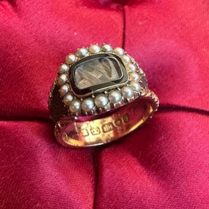 Antique Georgian Mourning Ring Pearl Hair 18k