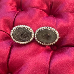 Antique Georgian Mourning brooch Pearls