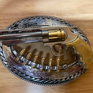 CLASSIC BELT BUCKLE 5 BARREL BULLETS 44 MAGNUM GUNS WEAPON GOLD/SILVER TONE  BB11