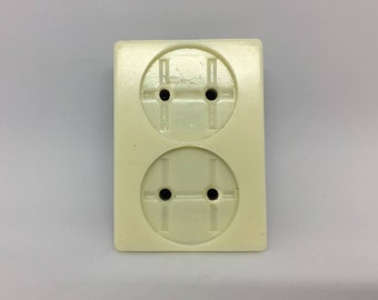 Elektrische Steckdose, Vintage-Steckdose, Steckdose, UdSSR-Steckdose, elektrischer Stecker, Vintage-Stecker, elektrische Geräte, 220 V
