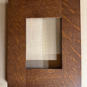 Handcrafted Craftsman Style Oak Frame – 5x7 Vertical