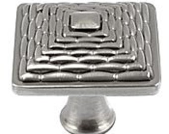 Cabinet Knob Mandalay 1-1/4" (32mm) Square Cabinet Knob