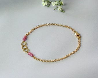 Gold ankle bracelet Ruby crystal gold anklet Dainty anklet Ruby jewelry Beach anklet 24k gold filled Beaded anklet Foot jewelry