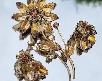 Vintage 50s Jewelry Set Rhinestone Flower Brooch and Clip on Earrings