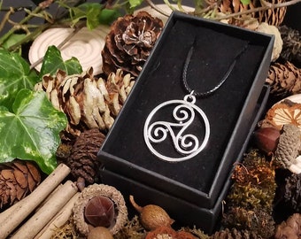 silver triskele pendant Triskelion Triskel choker Celtic Triskele necklace triple spiral leather celtic necklace celtic jewelry