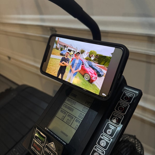 Assault Bike MagSafe Handyhalter