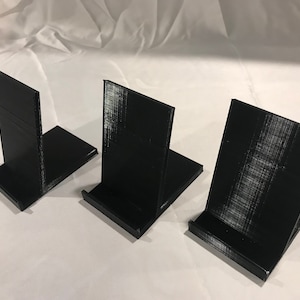 3D printed Comic Book stand x3
