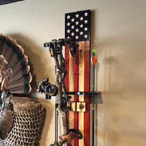 Old Glory Carved Compound Bow Rack for the Patriotic Archer