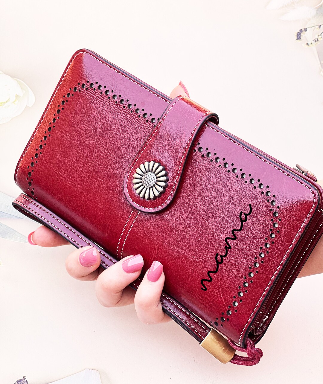 Personalized Women Wallet for Mama Engraved Leather Long Wallet Mom